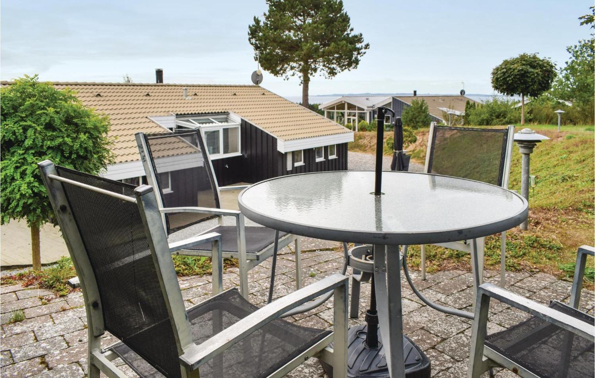 Amazing Home In Ebeltoft With Sauna Extérieur photo